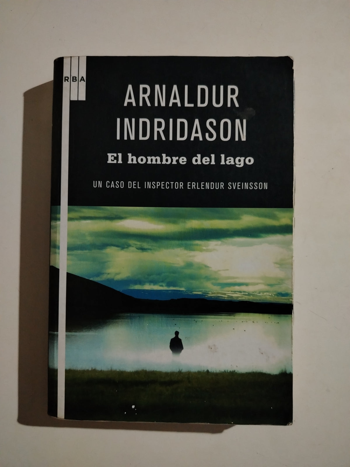EL HOMBRE DEL LAGO - ARNALDUR INDRIDASON