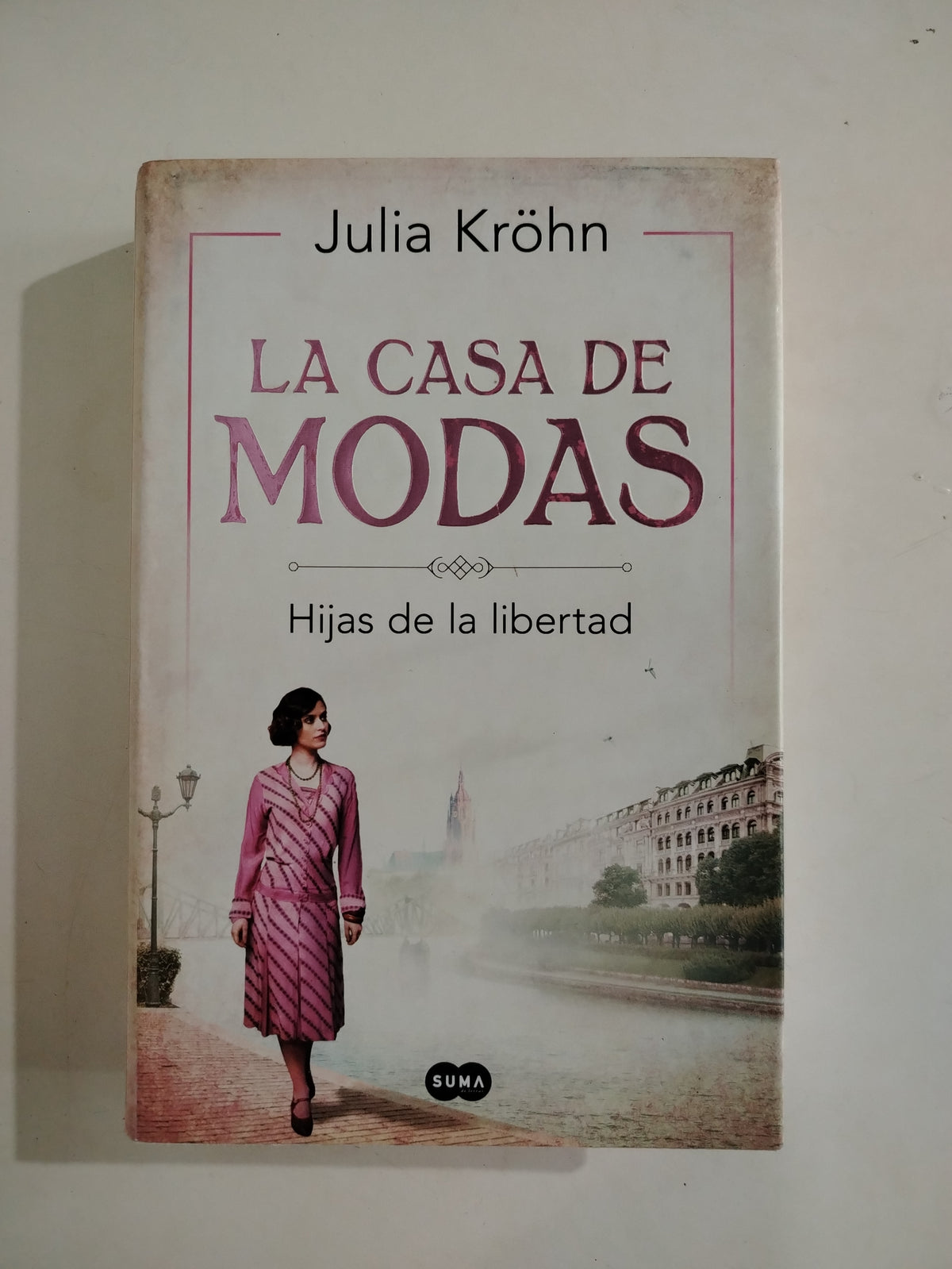 LA CASA DE MODAS - JULIA KROHN