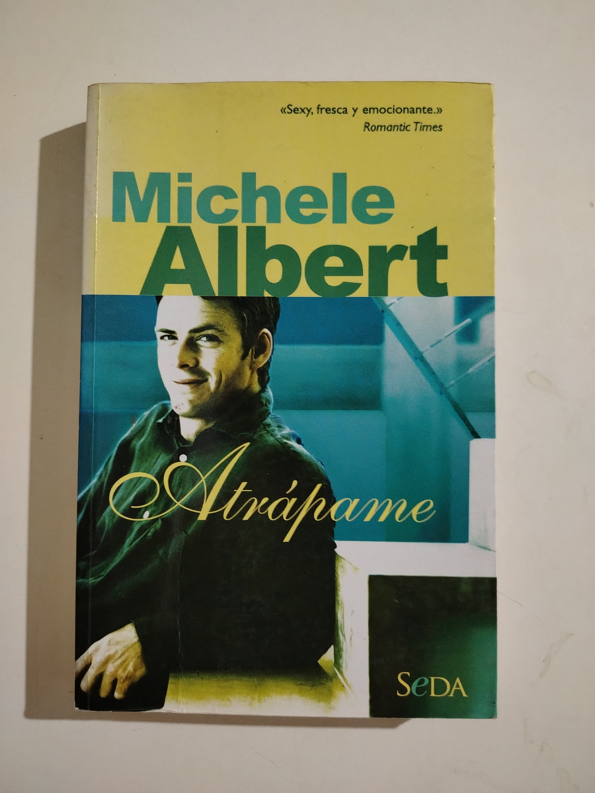 ATRAPAME -  MICHELE ALBERT