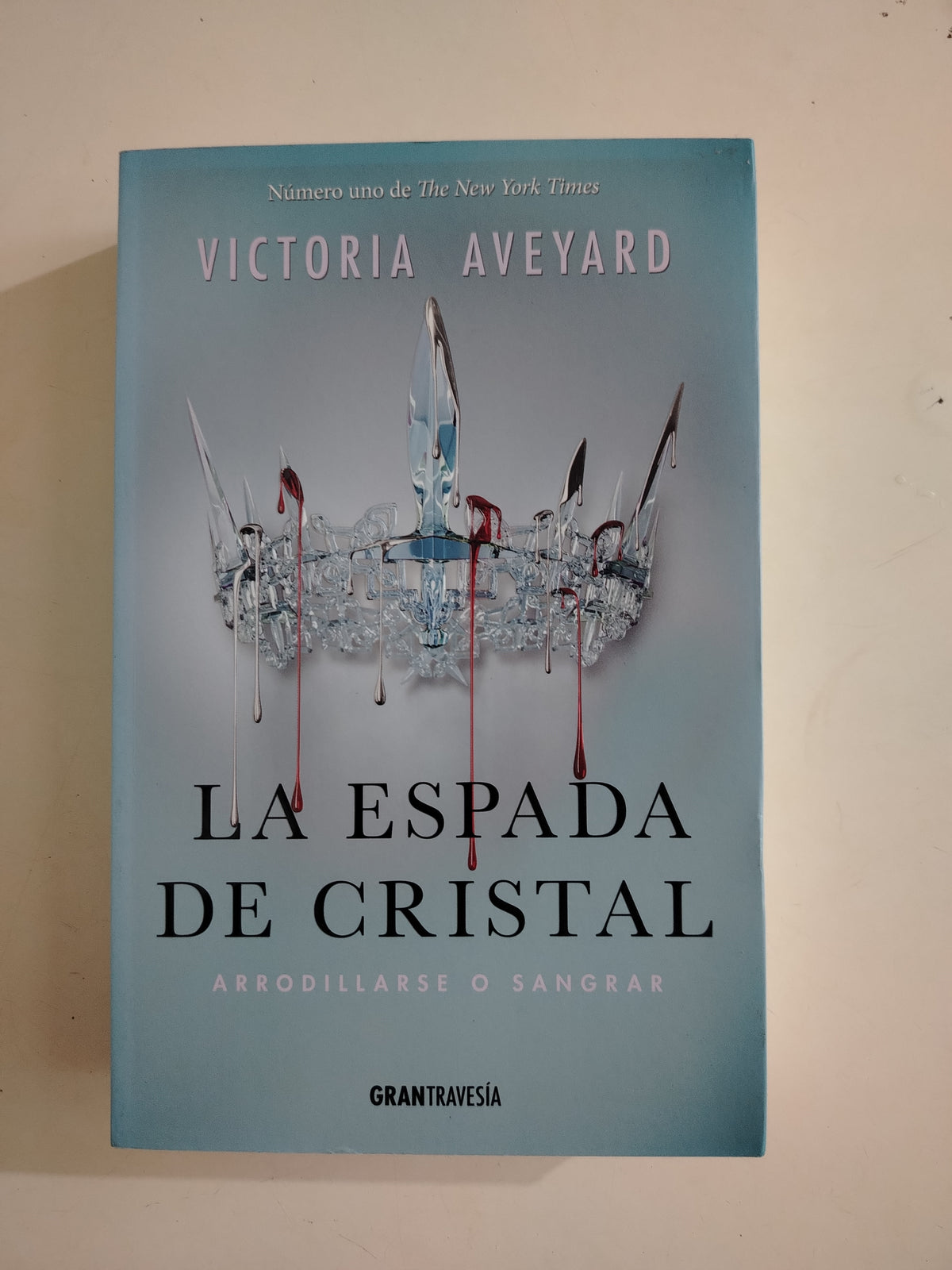 LA ESPADA DE CRISTAL - VICTORIA AVEYARD