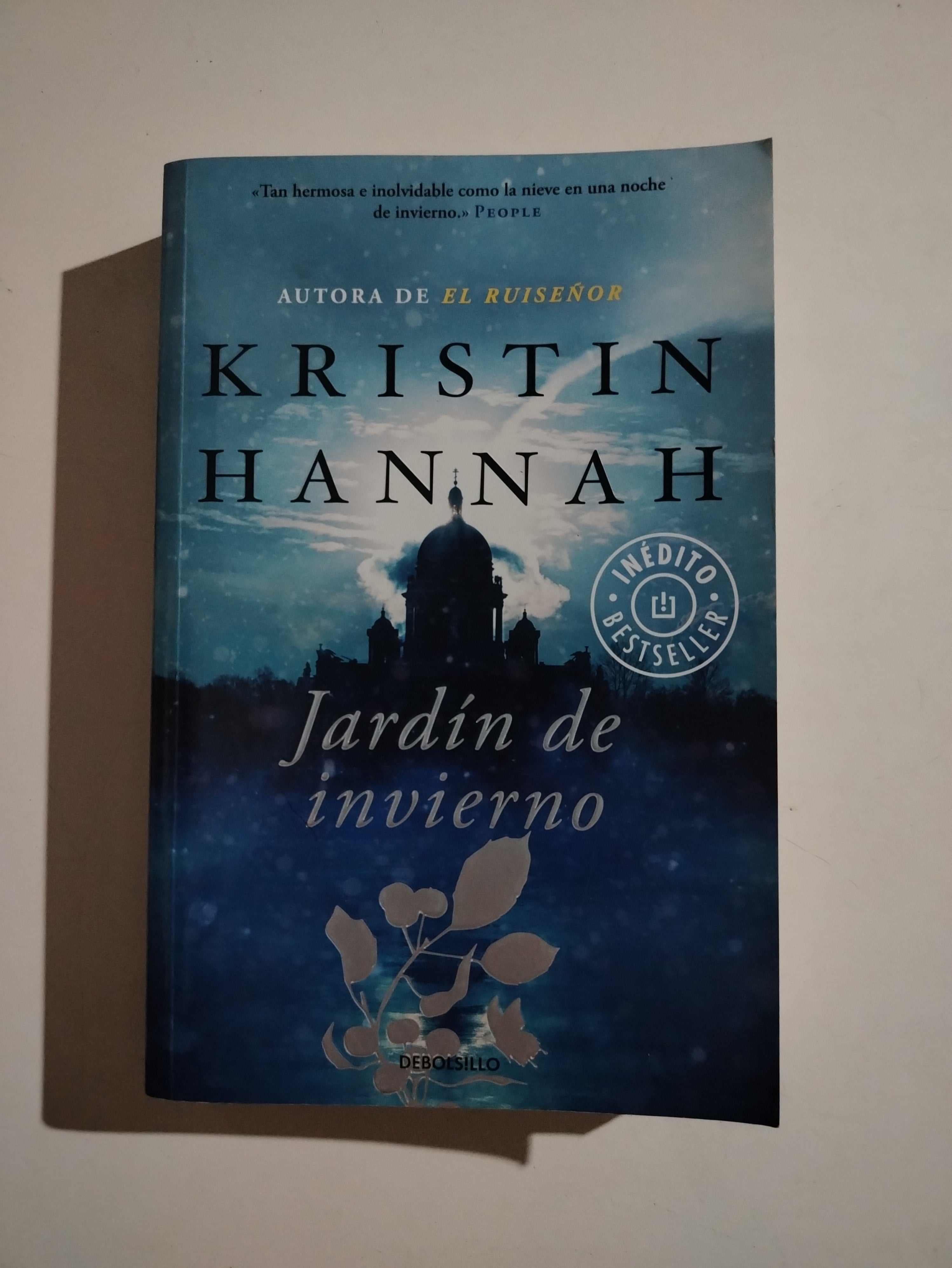 JARDIN DE INVIERNO - KRISTIN HANNAH