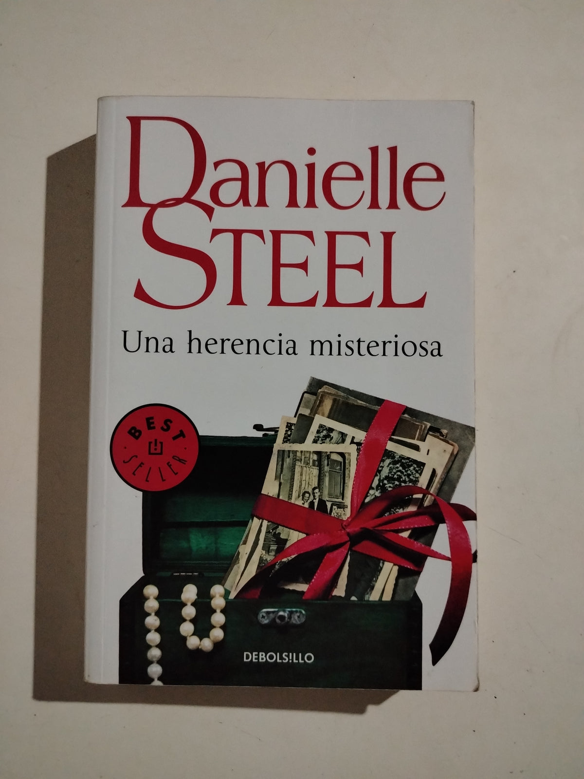 UNA HERENCIA MISTERIOSA - DANIELLE STEEL