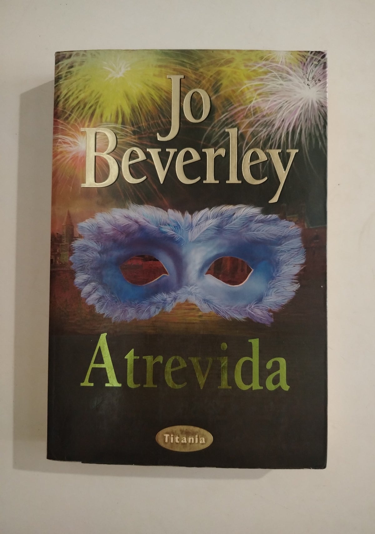 ATREVIDA - JO BEVERLEY