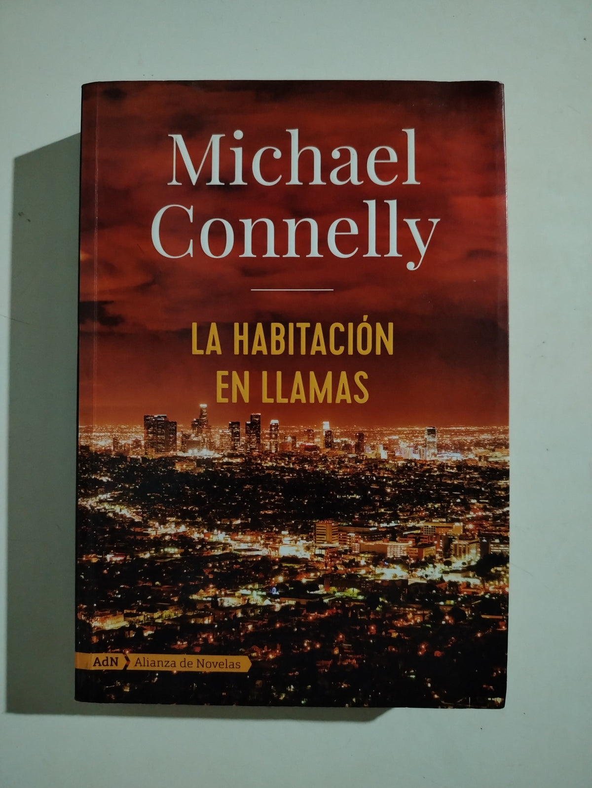 LA HABITACION EN LLAMAS - MICHAEL CONNELLY